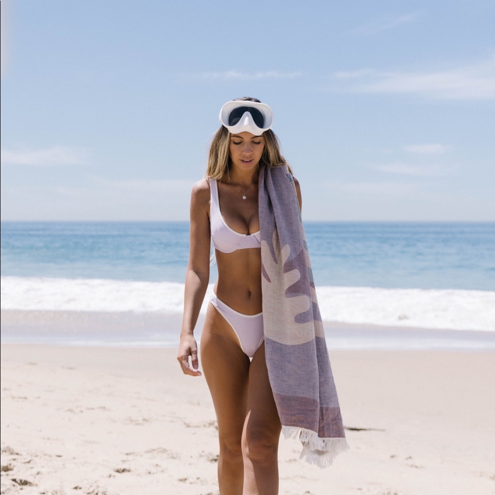 Stone fox swim XS